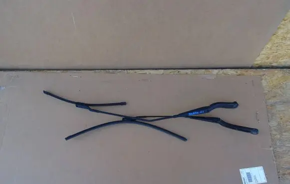 Renault Trafic III (X82) Headlight wiper arm set 288310103R 93867986