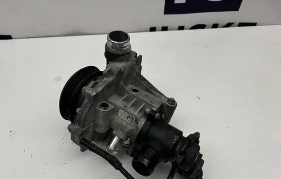 Mercedes-Benz GLA W156 X156 Water pump A6512000501