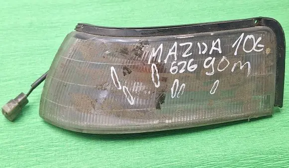 Mazda 626 Front indicator light 2106127L