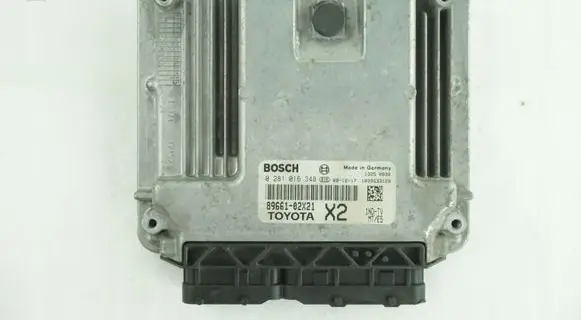 Toyota Auris 150 Engine control unit/module 0281016348 8966102X21