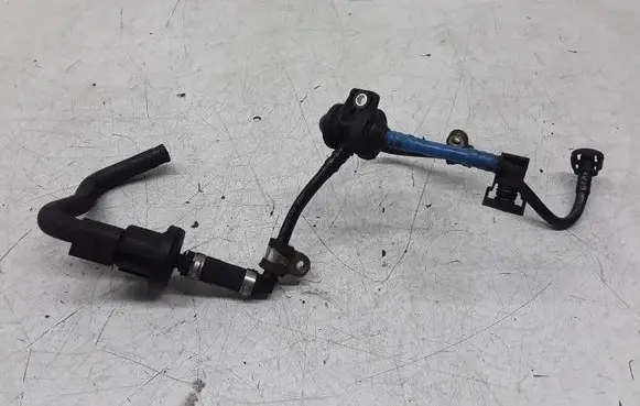 Volkswagen PASSAT B6 Vacuum line/pipe/hose 06F133781D