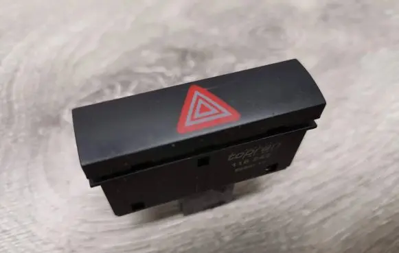Audi A6 S6 C6 4F Hazard light switch 116242 5980F17 TORPAN