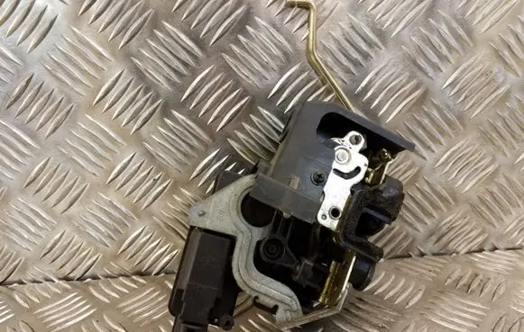 KIA Picanto Rear door lock