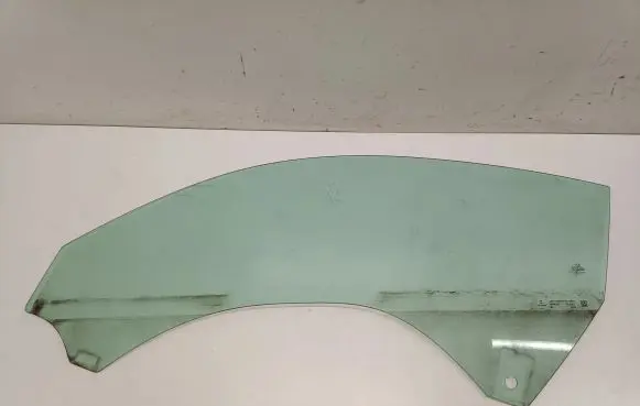 Audi TT TTS RS Mk3 8S Front door window/glass (coupe) 43R00082