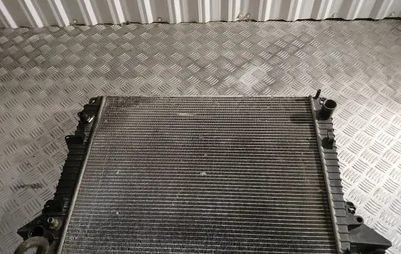 Land Rover Discovery 3 - LR3 Coolant radiator PCC500480 L25951