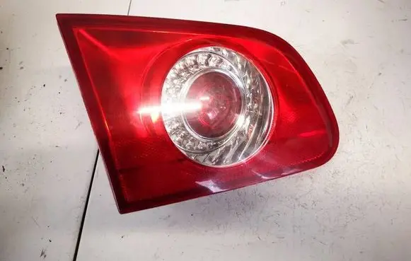 Volkswagen PASSAT B6 Tailgate rear/tail lights 3c9945093