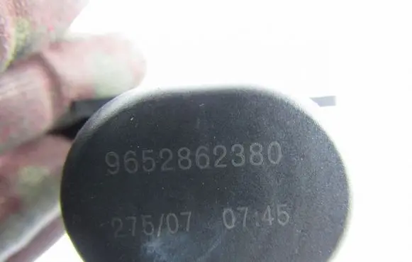 Peugeot 4007 Vacuum valve 9652862380