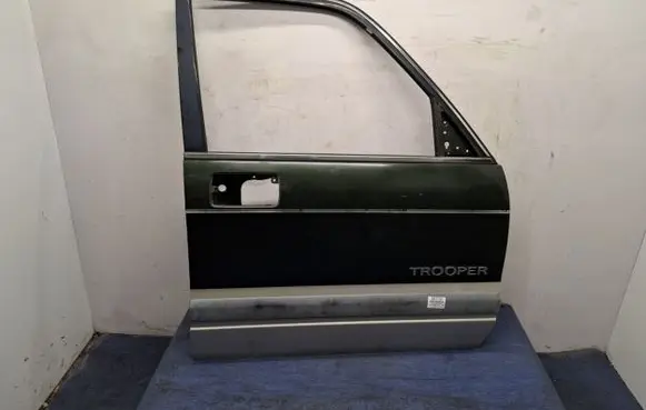 Isuzu Trooper Front door