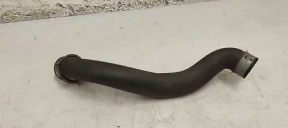 Mercedes-Benz E W212 Engine coolant pipe/hose A2045011582