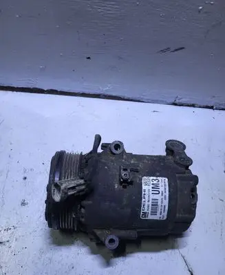 Opel Zafira A Air conditioning (A/C) compressor (pump) 13286086 401351739