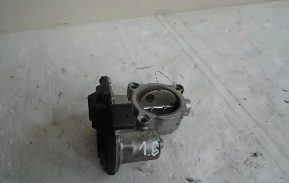 BMW X3 F25 Throttle body valve 7810752-03