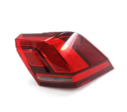 Volkswagen Tiguan Rear/tail lights 5NA945096D