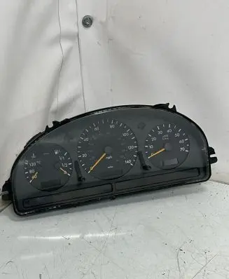 Mercedes-Benz ML W163 Speedometer (instrument cluster) A1635402811