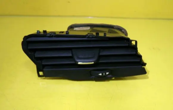 Opel Corsa E Dashboard side air vent grill/cover trim 13377948 464000934