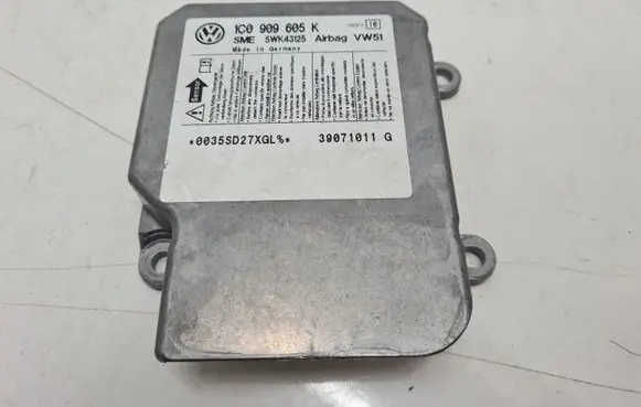Volkswagen Polo IV 9N3 Airbag control unit/module 1C0909605K