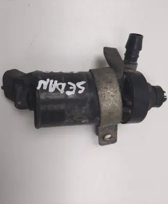 Mazda 3 II Windscreen/windshield washer pump