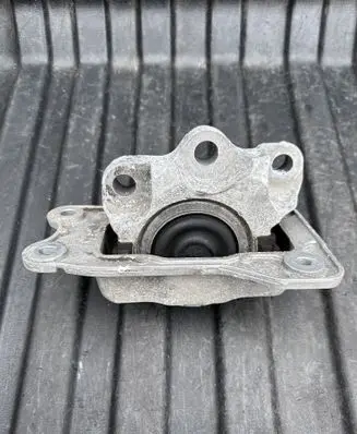 Volvo S90, V90 Engine mount bracket 31460883