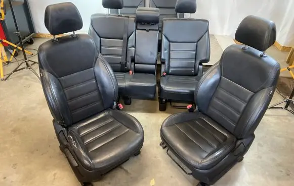 KIA Sorento Seat set 
