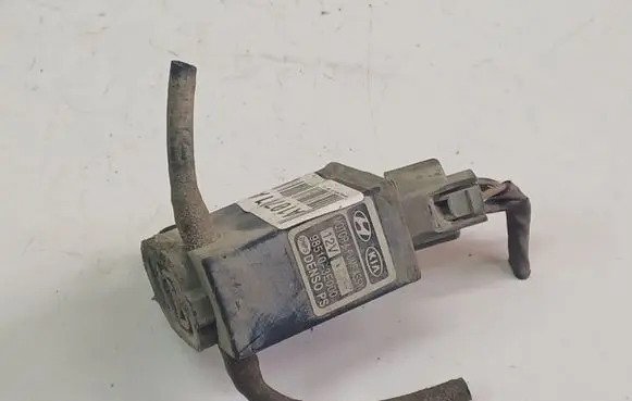 Windscreen/windshield washer pump
