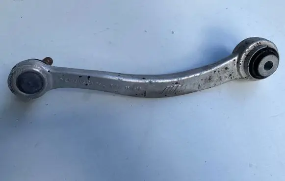 Rear control arm
