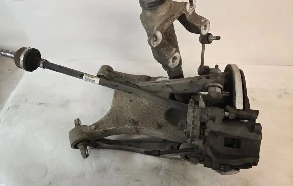 Volvo XC90 Rear wheel hub spindle/knuckle 31325816 31451835
