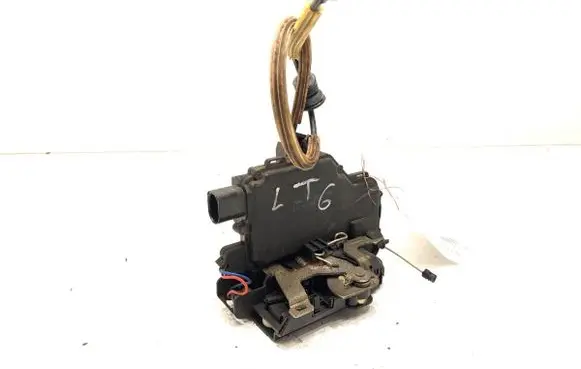 Seat Leon (1M) Rear door lock 3B4839015A