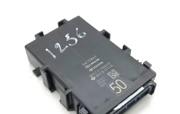 Lexus UX Gateway control module 8911176010 50132114 TA5874
