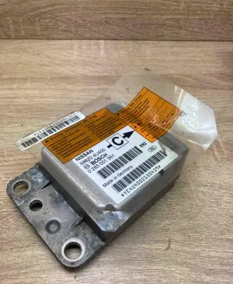 Nissan Almera Tino Airbag control unit/module 988204U400 0285001361
