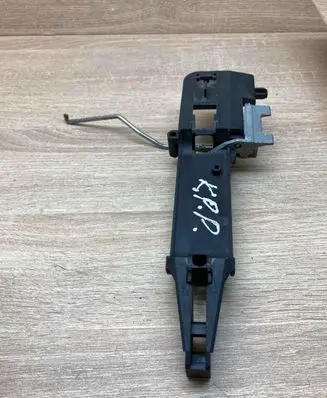 Ford Mondeo Mk III Front door lock 1S71F224A96AB