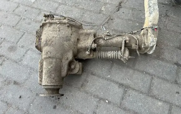 Mitsubishi Pajero Front differential 