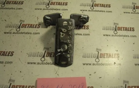 Mitsubishi Lancer Front door upper hinge
