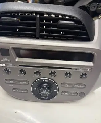 Honda Jazz Radio/CD/DVD/GPS head unit 39101TF0G212M1 5311602KHZ KHT21032555C