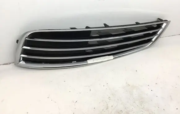 Audi A8 S8 D4 4H Front bumper lower grill 4H0807679E 4H0807679