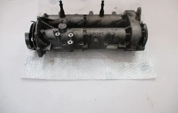 Opel Corsa E Rocker cam cover B13DTC