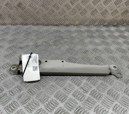 Volvo S60 Fender mounting bracket 31468234