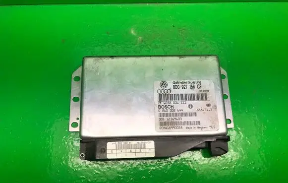 Volkswagen PASSAT B5.5 Engine control unit/module ECU 8D0927156CF 0260002644