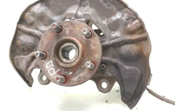 Toyota Avensis T250 Front wheel hub spindle knuckle