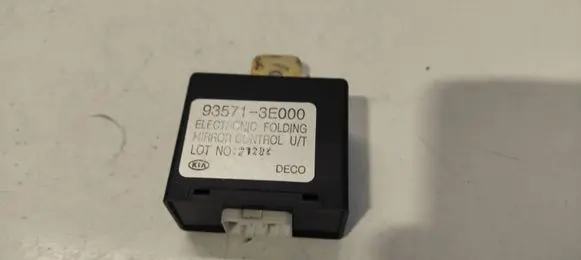 KIA Sorento Wing mirror control module 935713E000