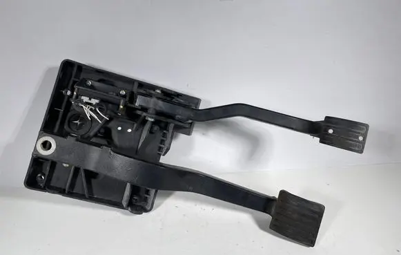 Ligier JS 50 Accelerator throttle pedal 1414751
