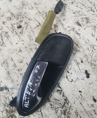 Seat Altea XL Front door interior handle 5P0837114