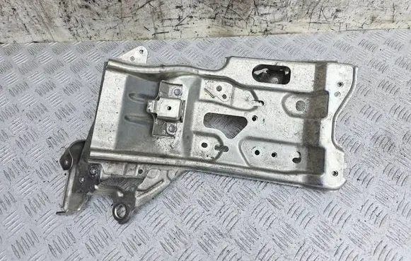 Toyota Yaris Battery tray 