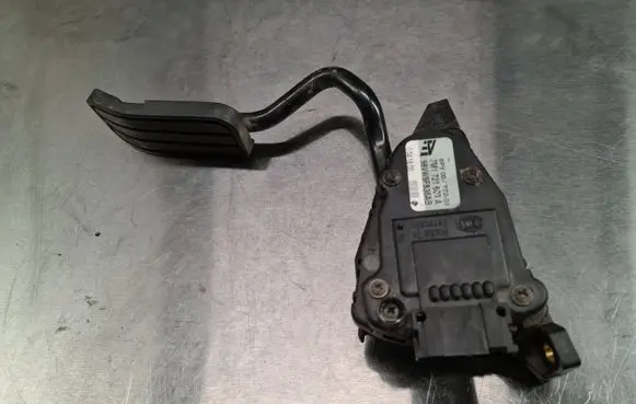 Ford Galaxy Accelerator throttle pedal 7M1721603A 98VW9F836AB 6PV00777003