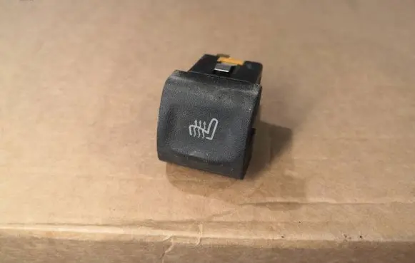 Opel Omega B2 Seat heating switch 90494416 S501655