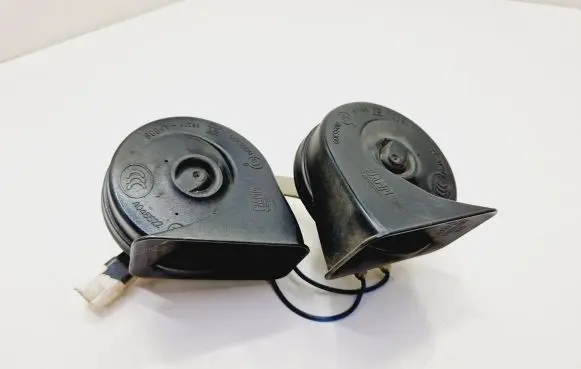 Citroen C4 II Horn signal 9687501380 1312008