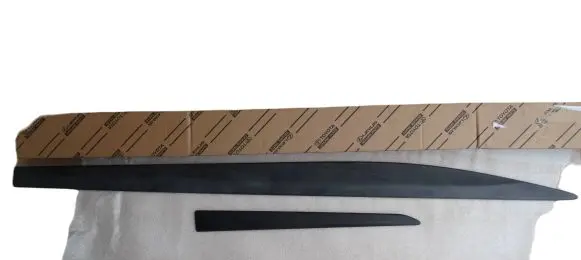 Toyota Yaris XP210 Front door trim (molding) PW170-0D101