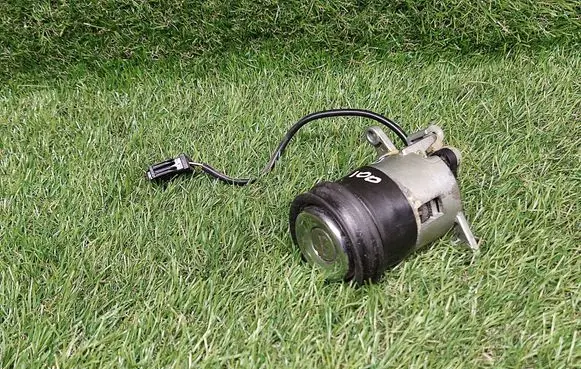 Audi 100 S4 C4 Tailgate exterior lock 