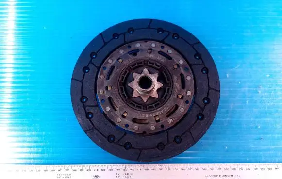 Opel Corsa D Clutch pressure plate 9223223 41607