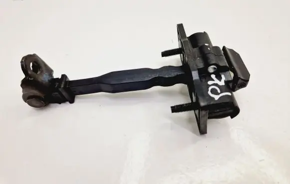 Peugeot 2008 II Front door check strap stopper