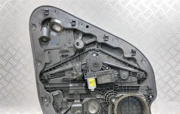 Volvo XC40 Rear door window regulator with motor 32283266
