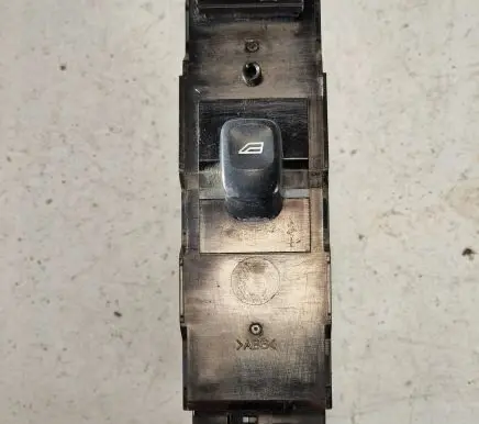 Volvo S60 Electric window control switch 30658147 MP322200142 03W32E